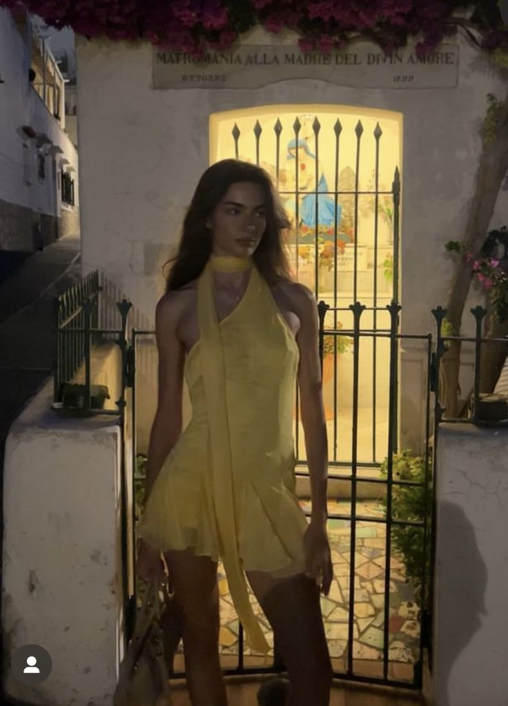 Sexy Yellow Chiffon Halter Homecoming Dress,Short Party Prom Dress cc2904