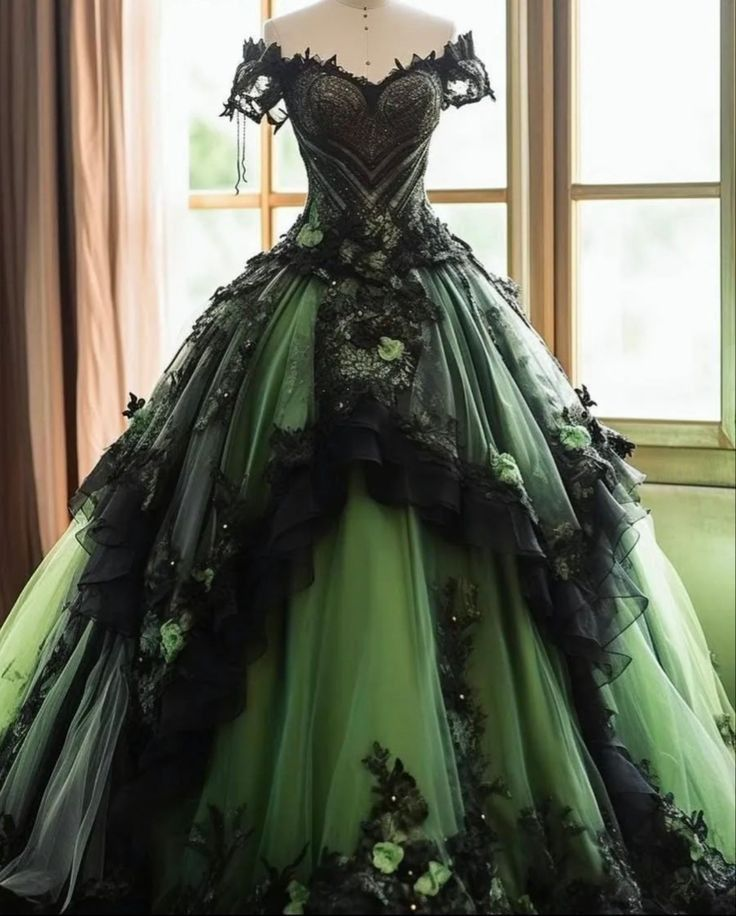 Off Shoulder Black And Green Tulle Appliques Quinceanera Dress A Line Ball Gown cc2386