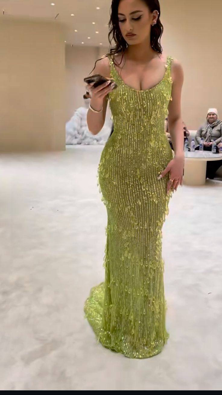 Luxury Green Mermaid Sequin Long Prom Evening Dress Formal Party Gown cc2328