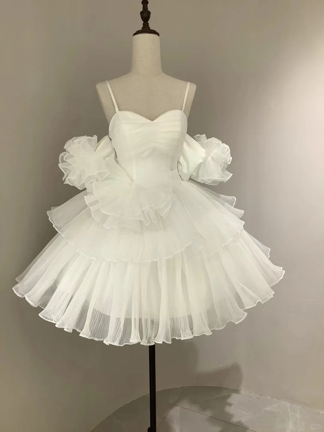 Classy Spaghetti Straps A Line Homecoming Dress White Short Wedding Dress Party Dress cc3092