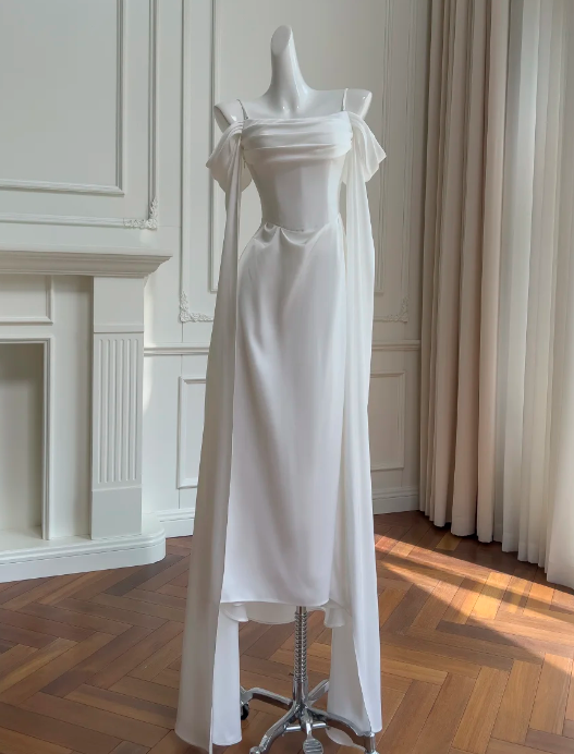Minimalist Prom Dress White Spaghetti Straps Pleated Gala Dress Long Evening Dress cc5775