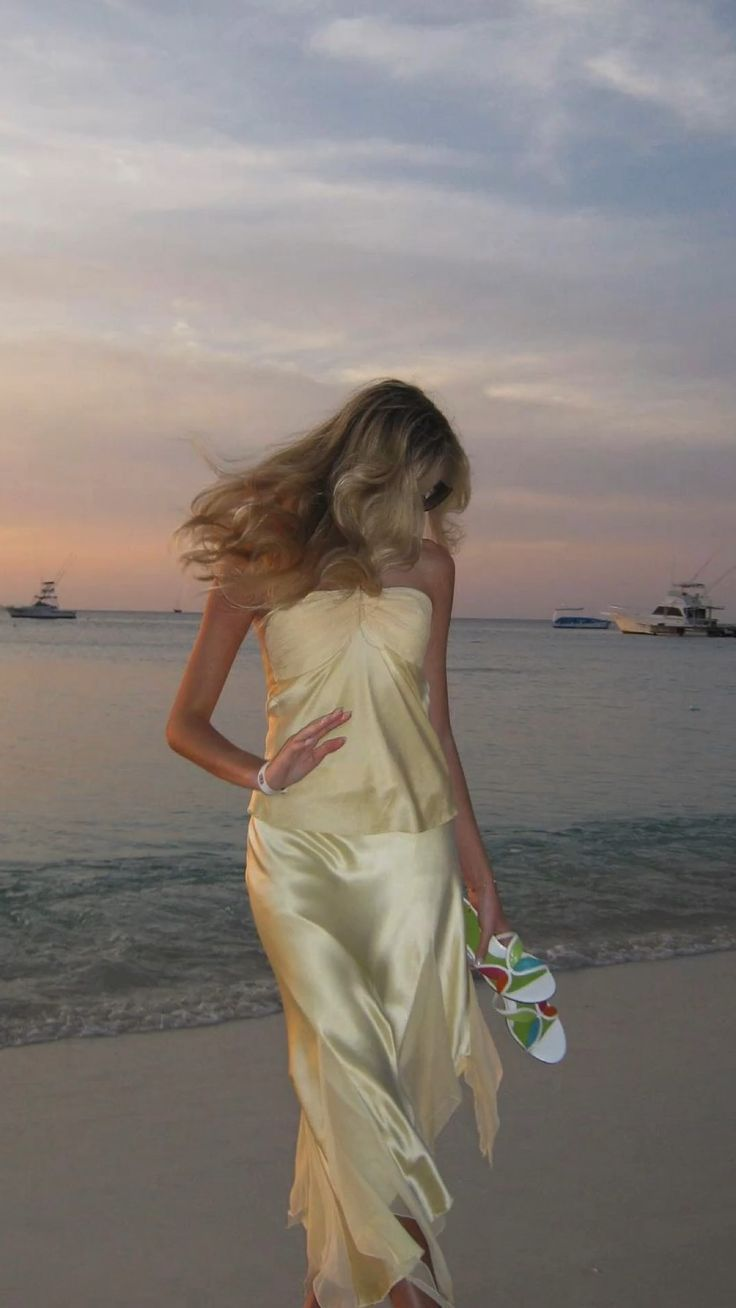 Yellow Mermaid Halter Satin Prom Dress Party Evening Dress cc2586