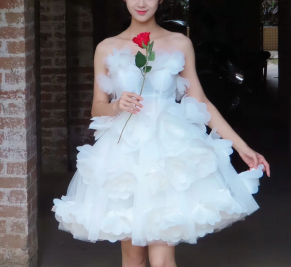Gorgeous White Strapless Tulle 3D Flowers A Line 18th Birthday Outfits Short Homecoming Dress cc3421
