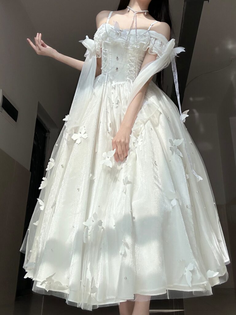 Classy White Tulle Beaded Butterfly Appliques Prom Dress A Line Party Evening Dress cc2843