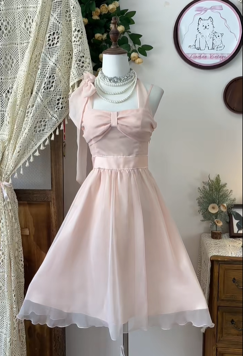 Simple Pink Chiffon A Line Short Homecoming Dress Halter Cocktail Dress Birthday Outfits cc3100