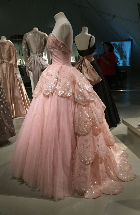 Pink Sweetheart Layered Tulle Lace Ball Gown Prom Dress cc2304