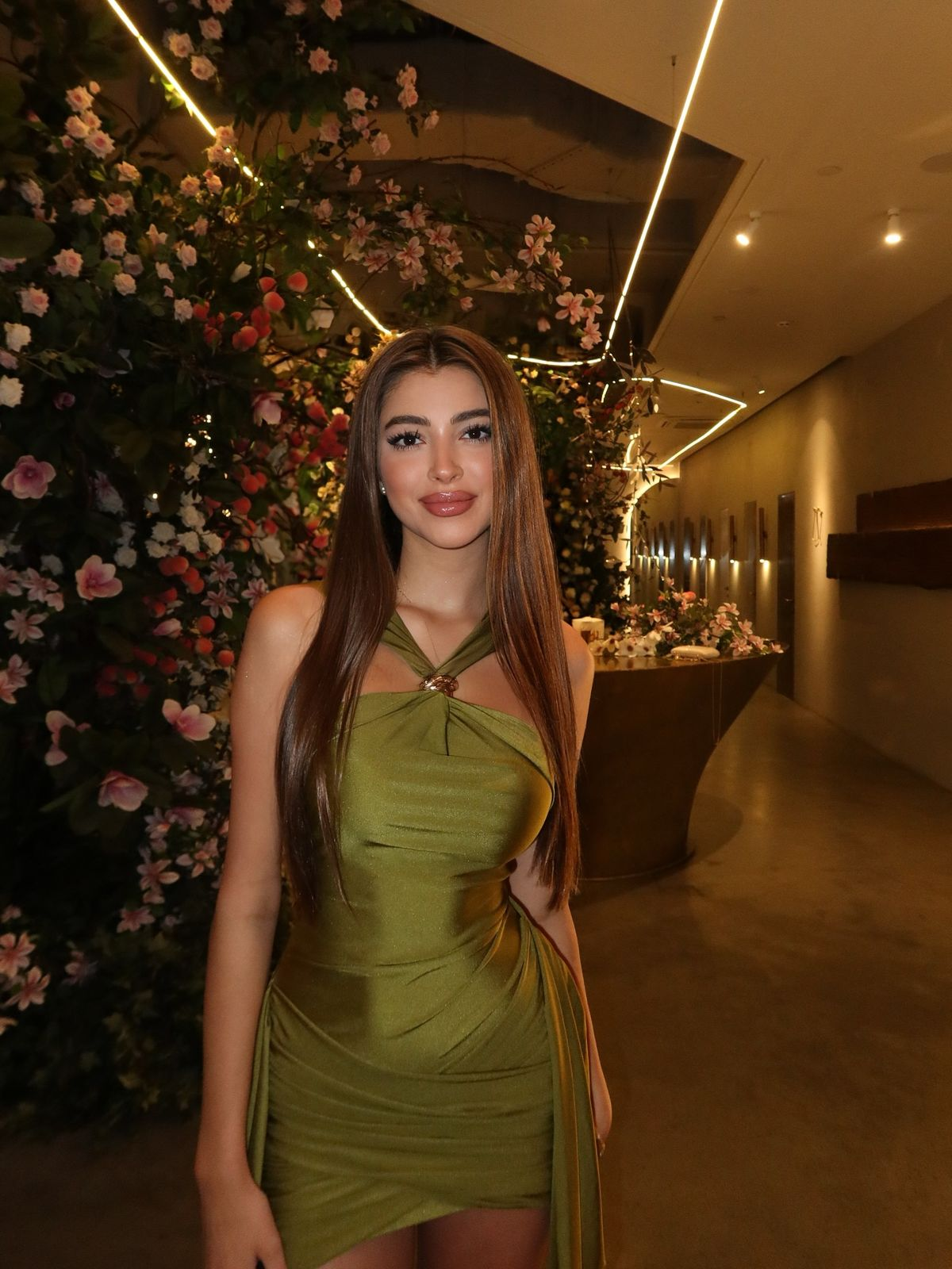 Sexy Green Halter Satin Sheath Short Party Dress Formal Cocktail Dress Homecoming Dress cc3489