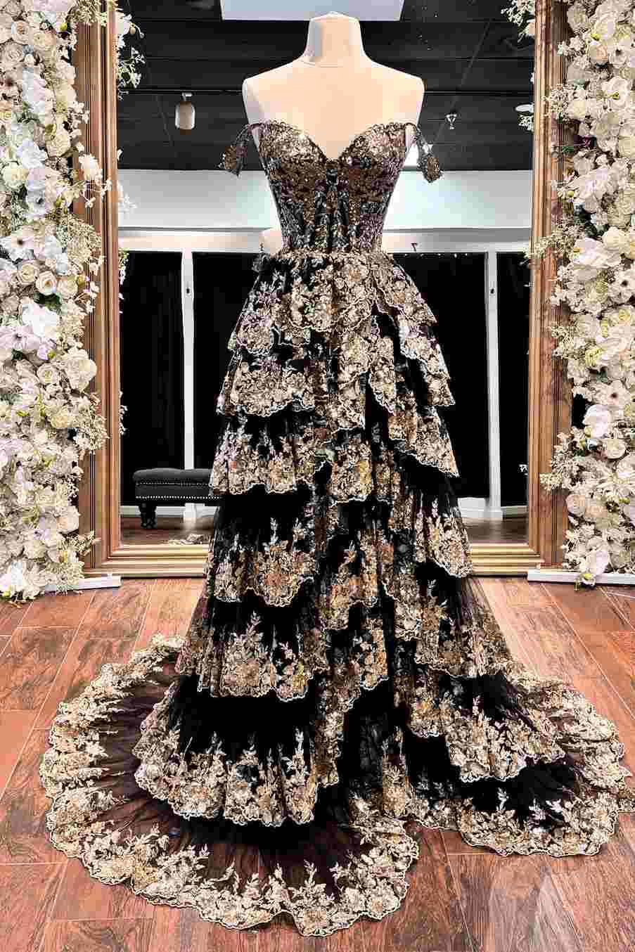 Gorgeous Black Tulle Lace Appliques Tiered Evening Dress,A Line Off The Shoulder Slit Prom Party Gown cc2869