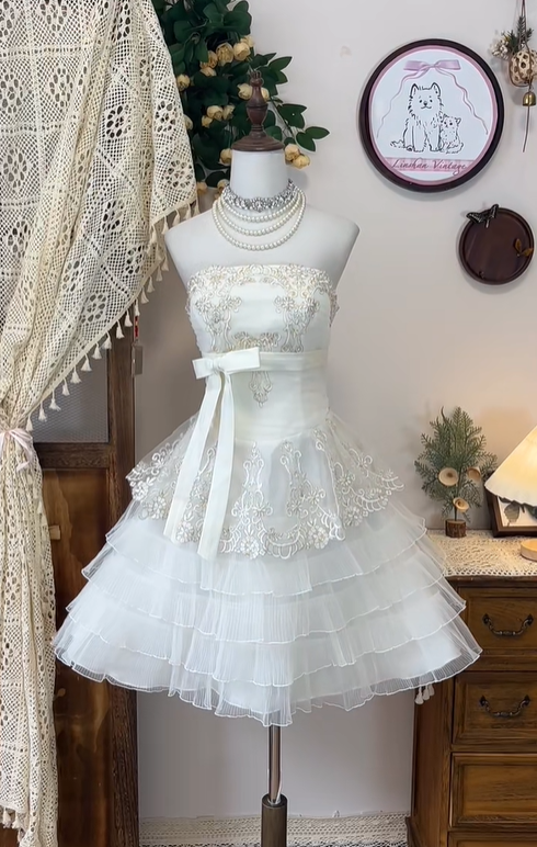Elegant Strapless Tulle Lace Layered Short Wedding Dress Homecoming Dress cc3084