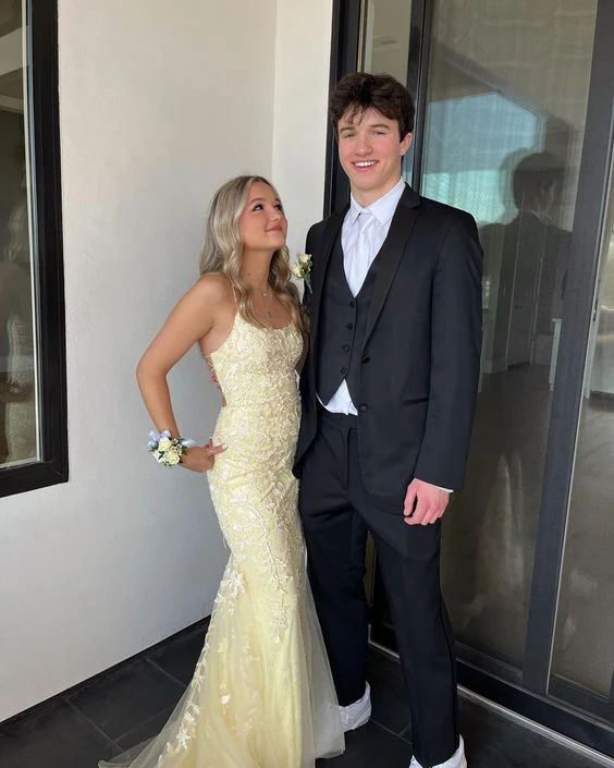 Elegant Yellow Backless Lace Prom Dress Mermaid Party Evening Gown cc1907