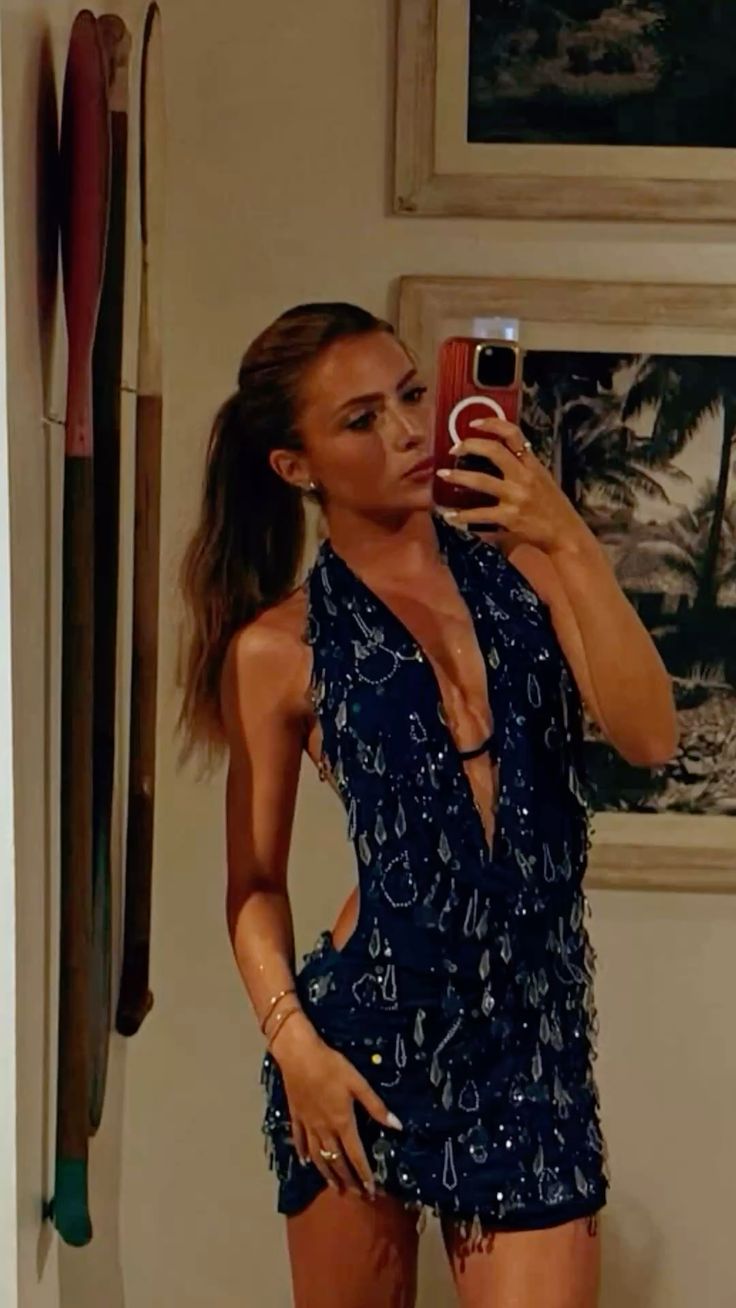 Deep V-Neck Halter Sequin Mini Homecoming Dress with Cut-Out Back - Navy Blue Sparkle Party Gown for Teenagers cc4012