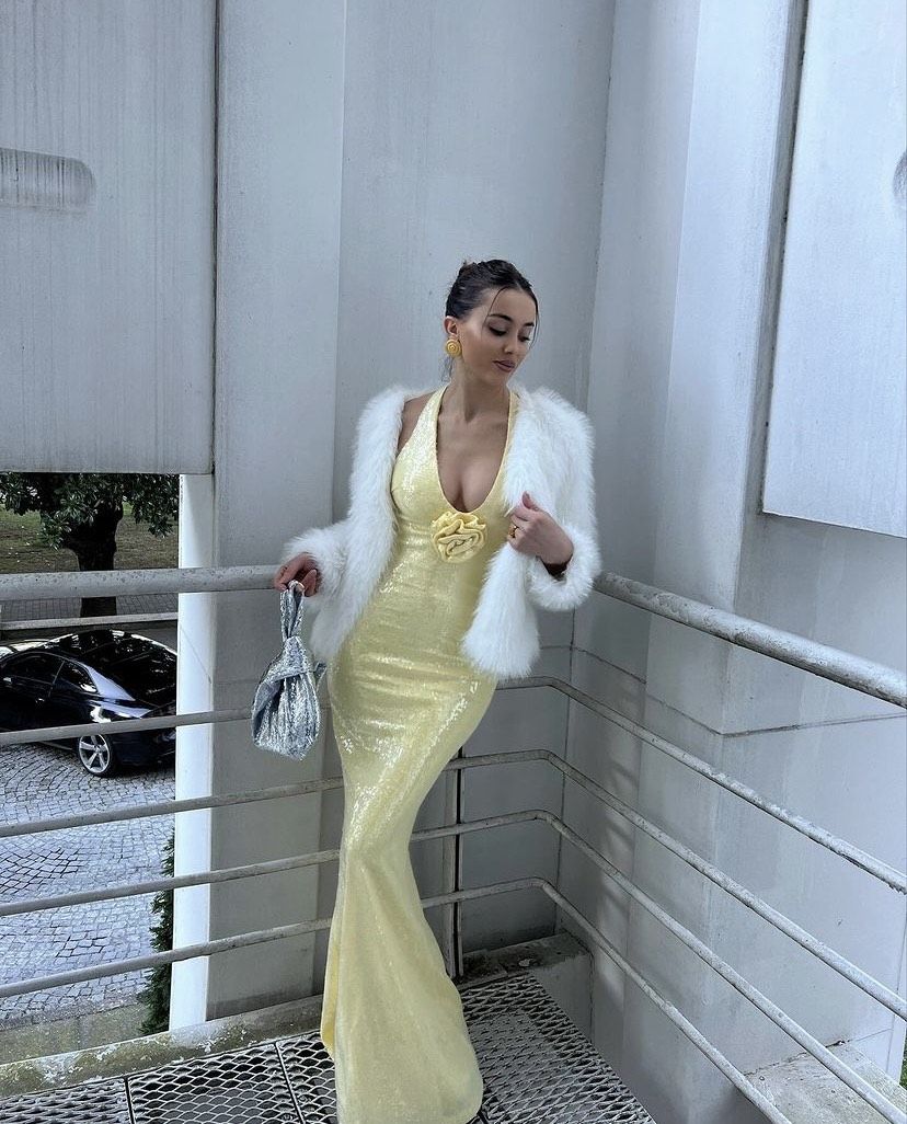 Elegant Light Yellow Mermaid Halter Neck Sequin Long Prom Dress Evening Dress cc4714