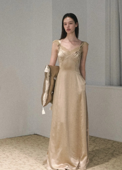 Elegant Champagne Gold Fitted Deep V Halter Satin Long Prom Dress Evening Dress cc4854