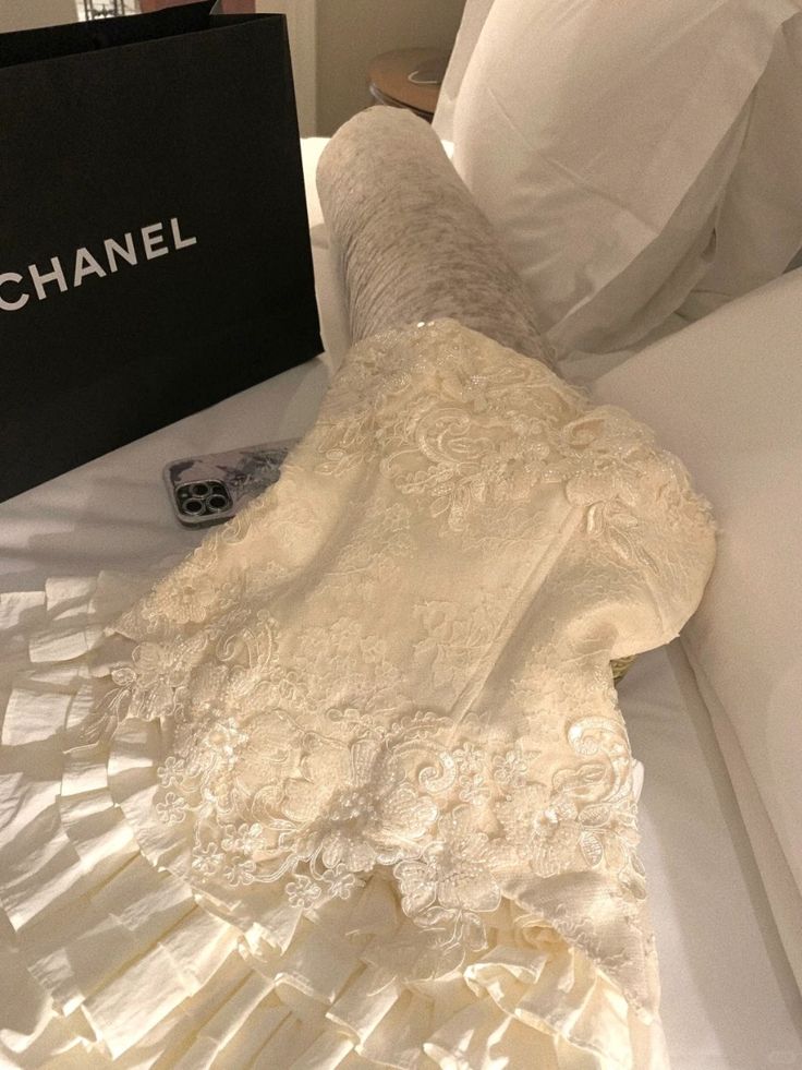 Sweet Palace Off-white Lace Embroidery A-line 16th Birthday Homecoming Dress cc4178