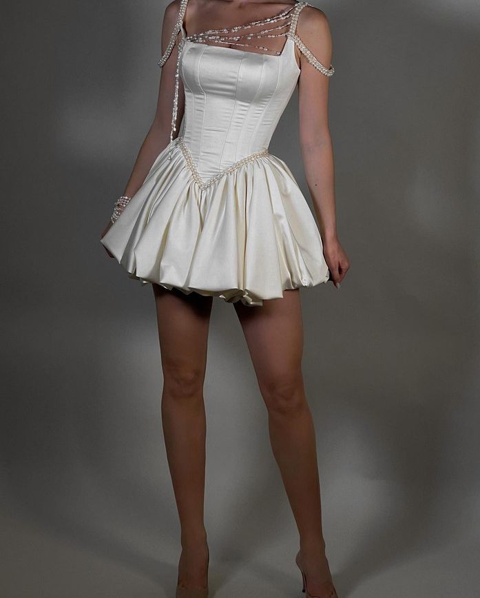 Vintage Ivory Beaded Shoulder Strap Flower Bud 17th Birthday Homecoming Dress cc4001