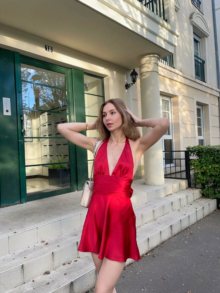 Elegant Red Halter Neck Deep V neck Bow Satin A-line 17th Birthday Homecoming Dress cc4230