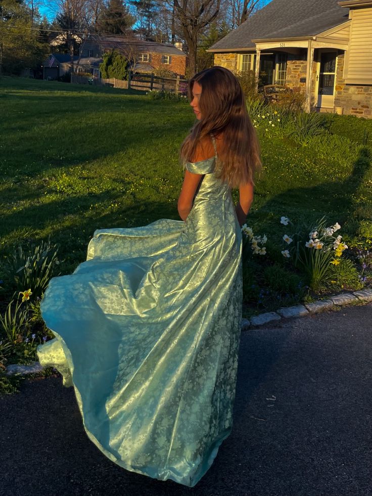Elegant Green A-line Off-the-Shoulder Jacquard Satin Long Prom Dress Evening Dress cc4939