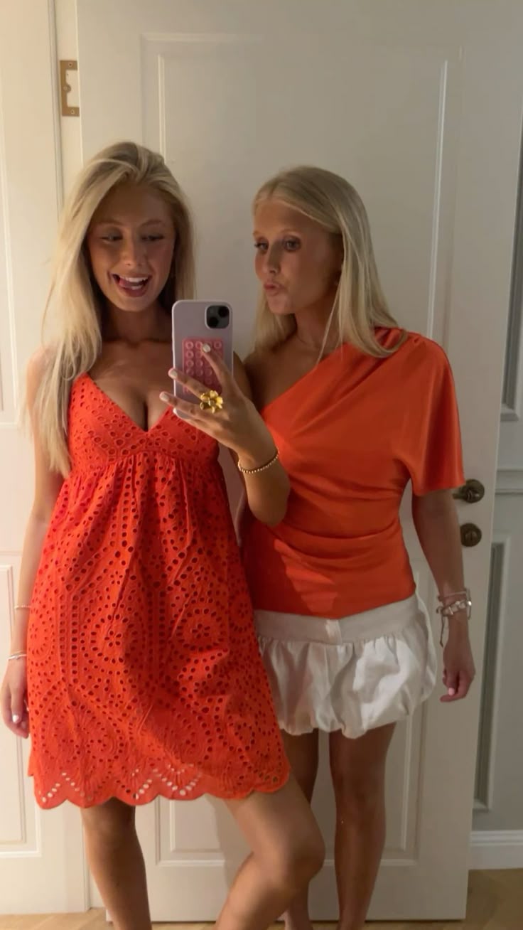 Vibrant Orange Hollow Deep V 19th Birthday Homecoming Dress cc4029