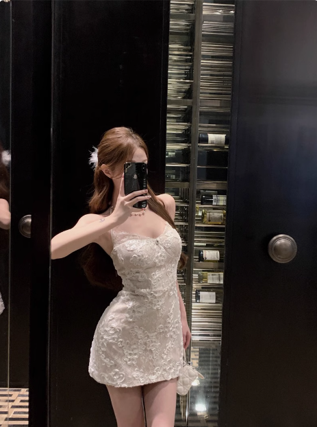 French Lace Halterneck Slim Fit Hip Camisole Homecoming Dress cc3560