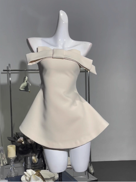 Simple Tube Top Bow Waist Birthday Skirt Homecoming Dress cc3813