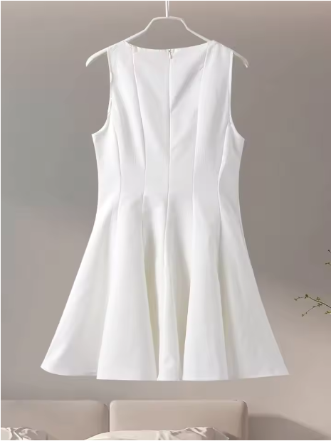 Sweet White Sleeveless Waisted 17th Birthday Homecoming Dress cc3975