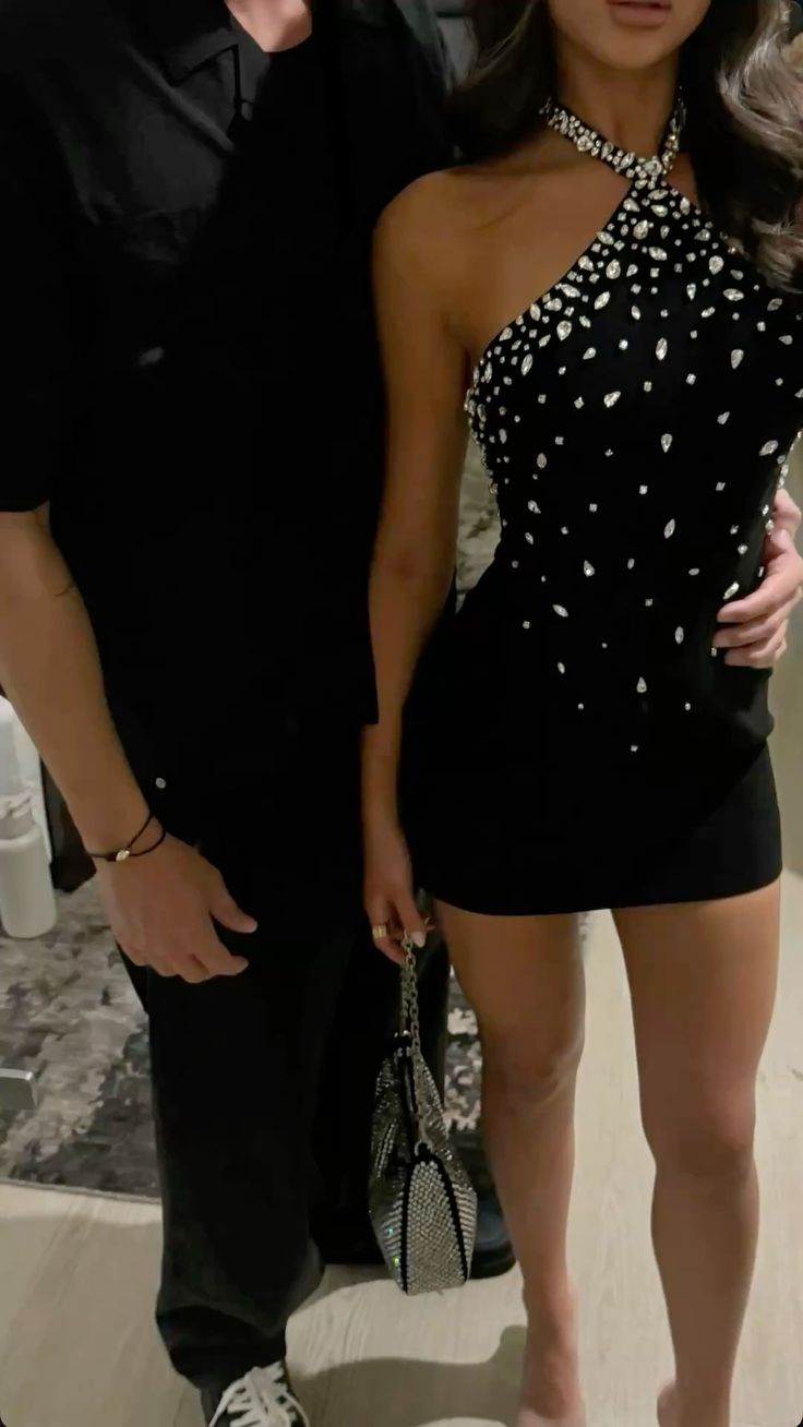 Luxury Black Halter Neck Rhinestone Slim Fit Hip Birthday Party Homecoming Dress cc4458