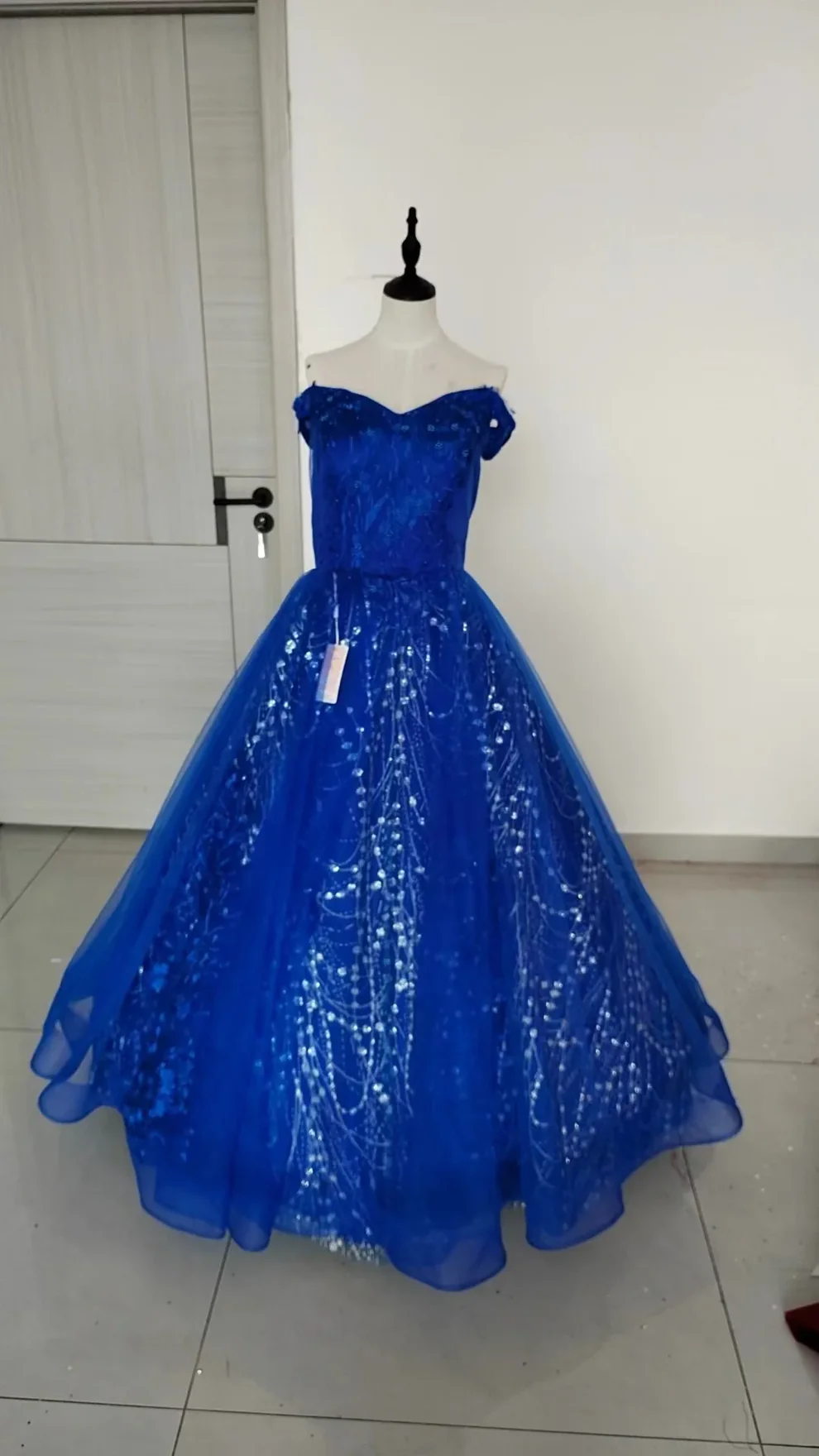 Sweet Pink Tulle Lace Appliques Ball Gown,Off The Shoulder Quinceanera Dress cc2620