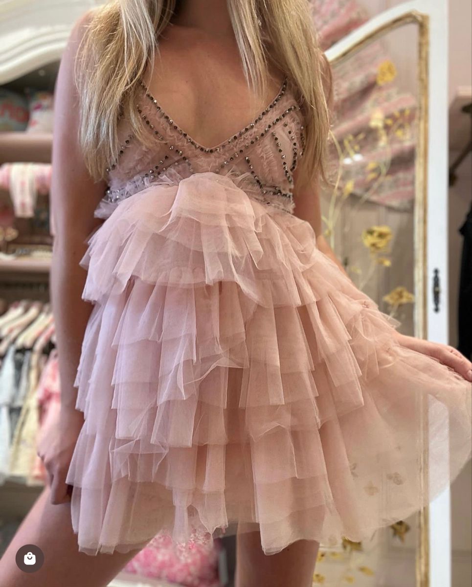 Gorgeous Pink V-neck Diamond Multi-layer Mesh Ruffle A-line Birthday Party Homecoming Dress cc4513