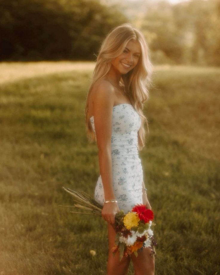 Sweet White And Blue Floral Tube Top Slim Hip 17th Birthday Homecoming Dress cc4651