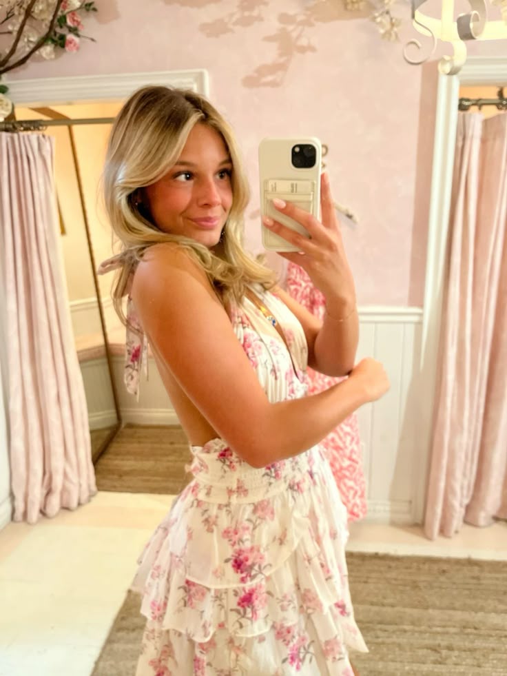 Sweet White Background Pink Floral Halter Neck Deep V neck Open Back Multi-layered Ruffled Chiffon A-line 17th Birthday Homecoming Dress cc4663