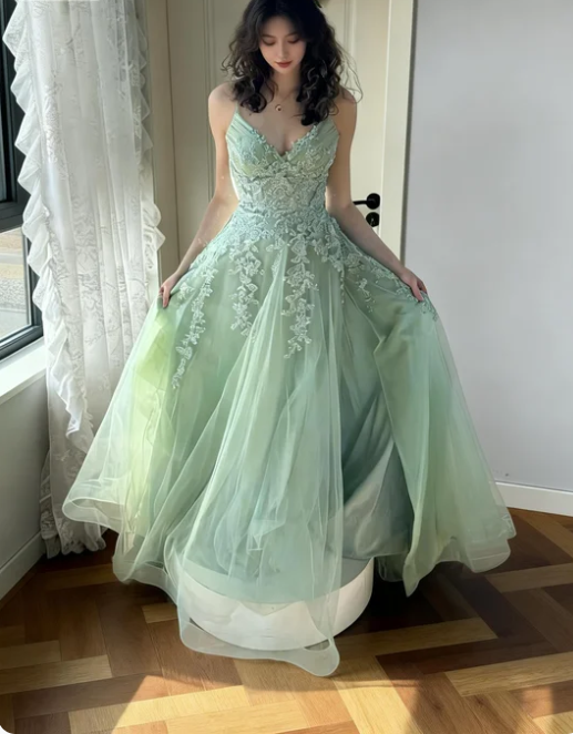 Elegant Mint Green Spaghetti Strap Embroidered Tulle Long Prom Dress Evening Dress cc5569