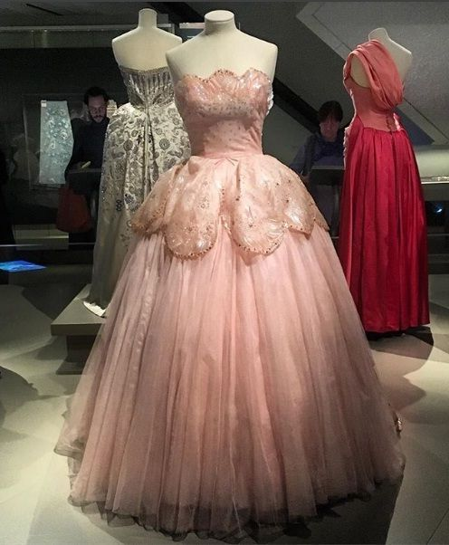 Pink Sweetheart Layered Tulle Lace Ball Gown Prom Dress cc2304