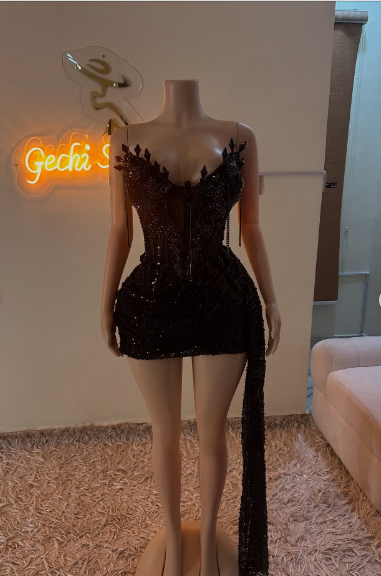 Gorgeous Black Sleeveless Spiked Sequined Tassel Chain A-line 17th Birthday Homecoming Dress cc4180