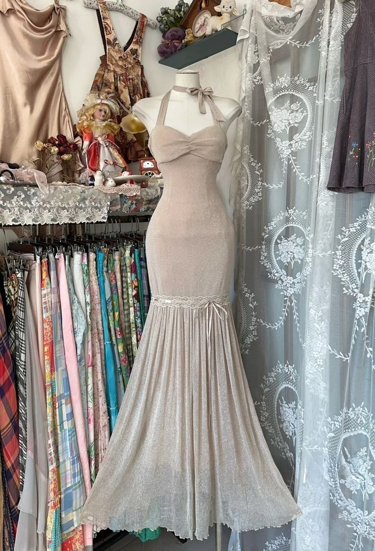 Simple Champagne Chiffon Mermaid Evening Dress Halter Prom Gown cc3026