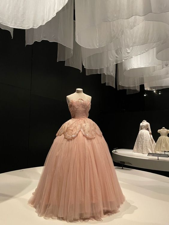 Pink Sweetheart Layered Tulle Lace Ball Gown Prom Dress cc2304