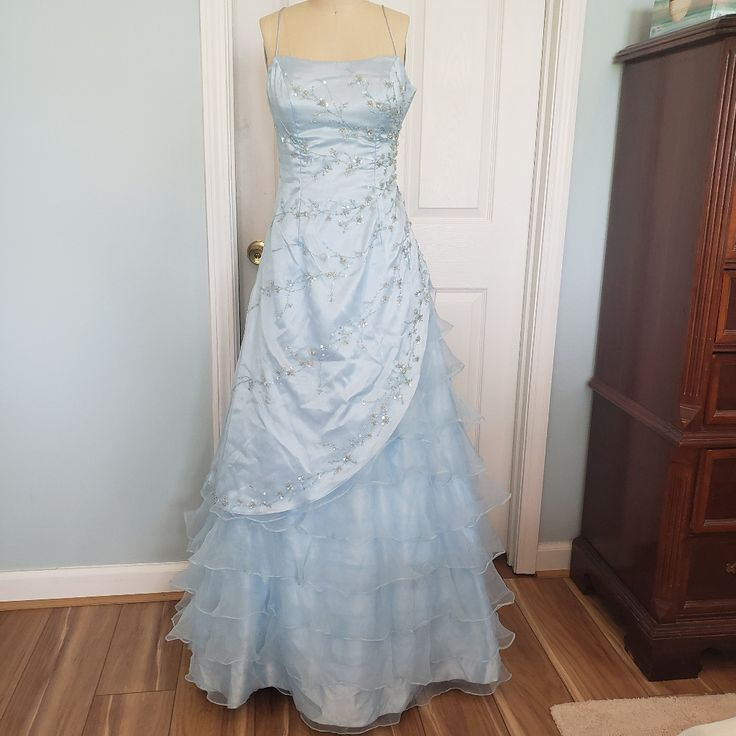 Elegant Light Blue Tulle Sequins Beaded Evening Dress Layered A Line Party Prom Dress cc2450