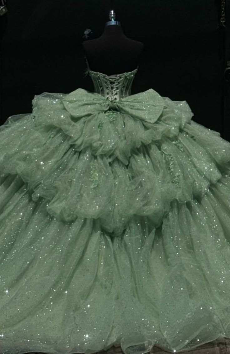 Fairy Green Tulle Sequins Appliques Quinceanera Dress Strapless Ball Gown With Bow cc2389