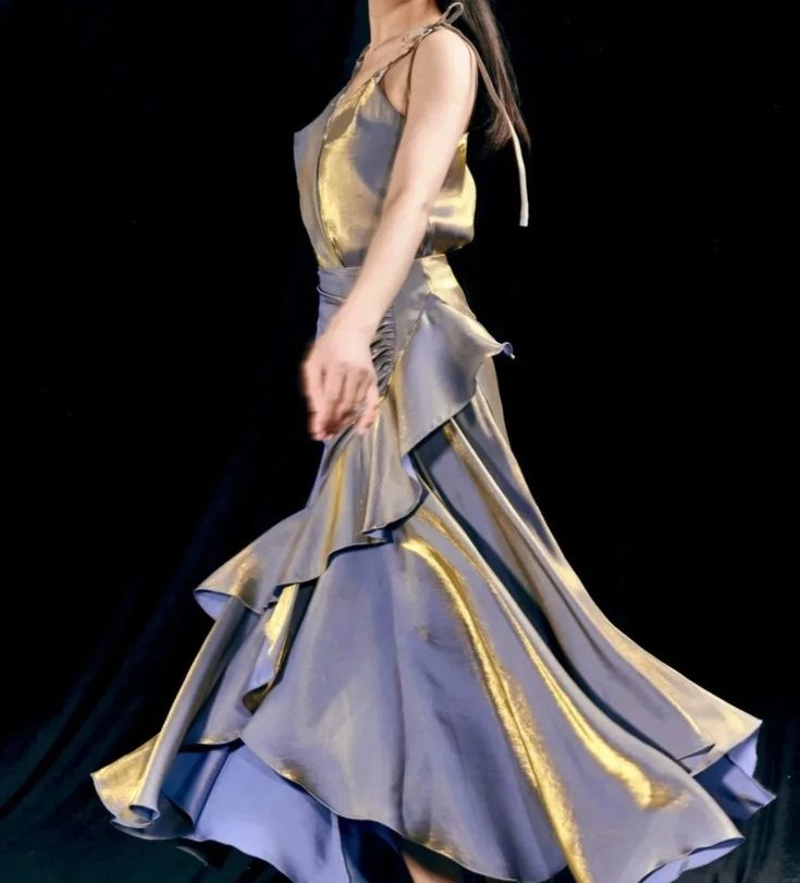 Elegant Spaghetti Straps Ruffled Birthday Party Dress V-Neck Mermaid Prom Gown Evening Dress cc1457