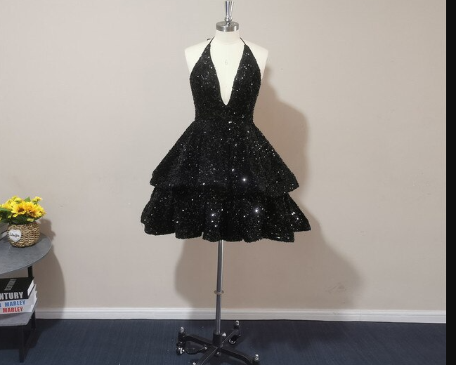 Halter Neckline Short Homecoming Dress Sequins Party Dress New Arrival Party Dress c2551