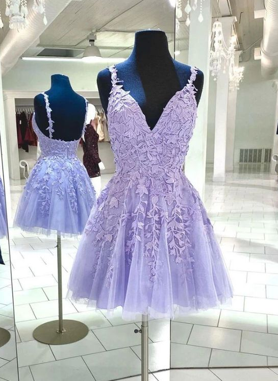 A-line V Neck Homecoming Dress With Appliques c2488