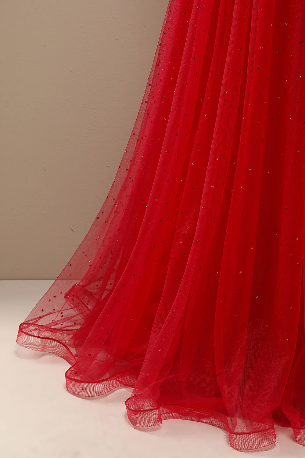 Beautiful Red Sweetheart Prom Dress with Beading cc456
