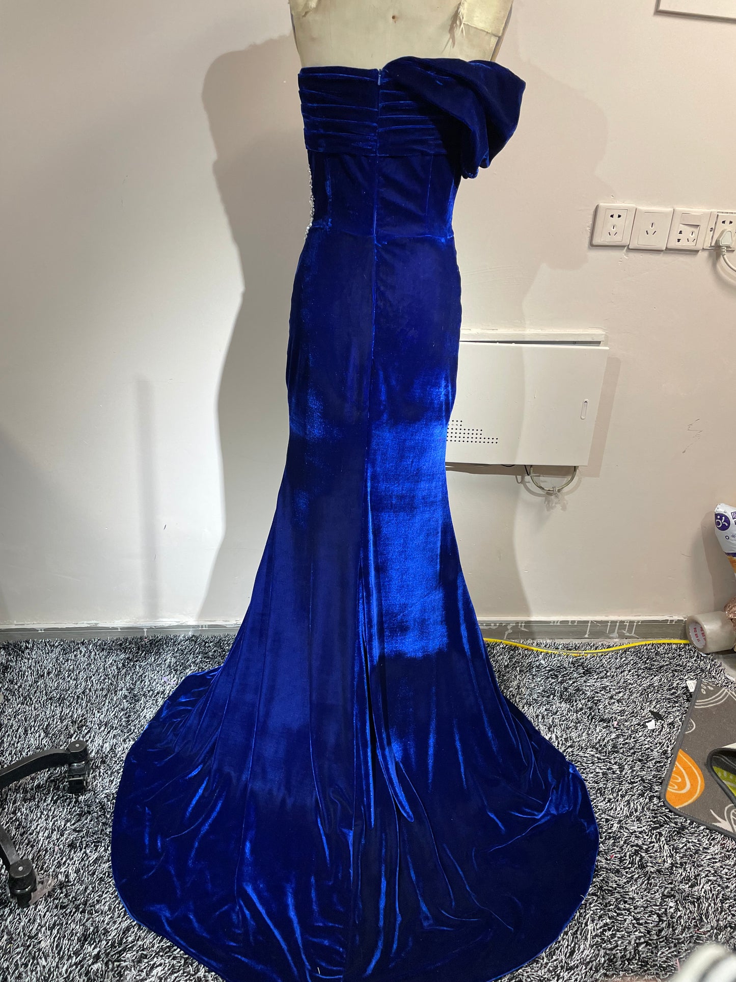 One Shoulder Royal Blue Velvet Evening Dress with Slit C1765