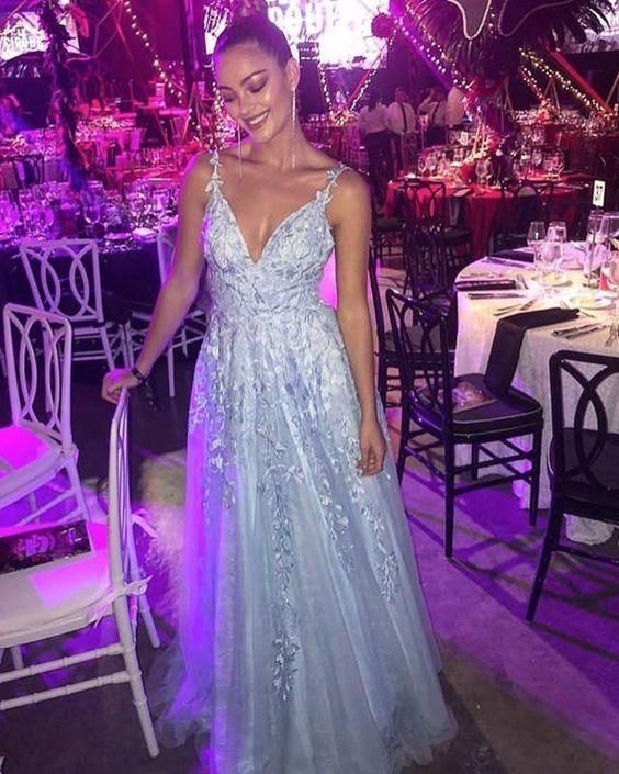 Elegant Prom Dresses Tulle V Neck Lace Embroidery Fashion Prom Dress C524