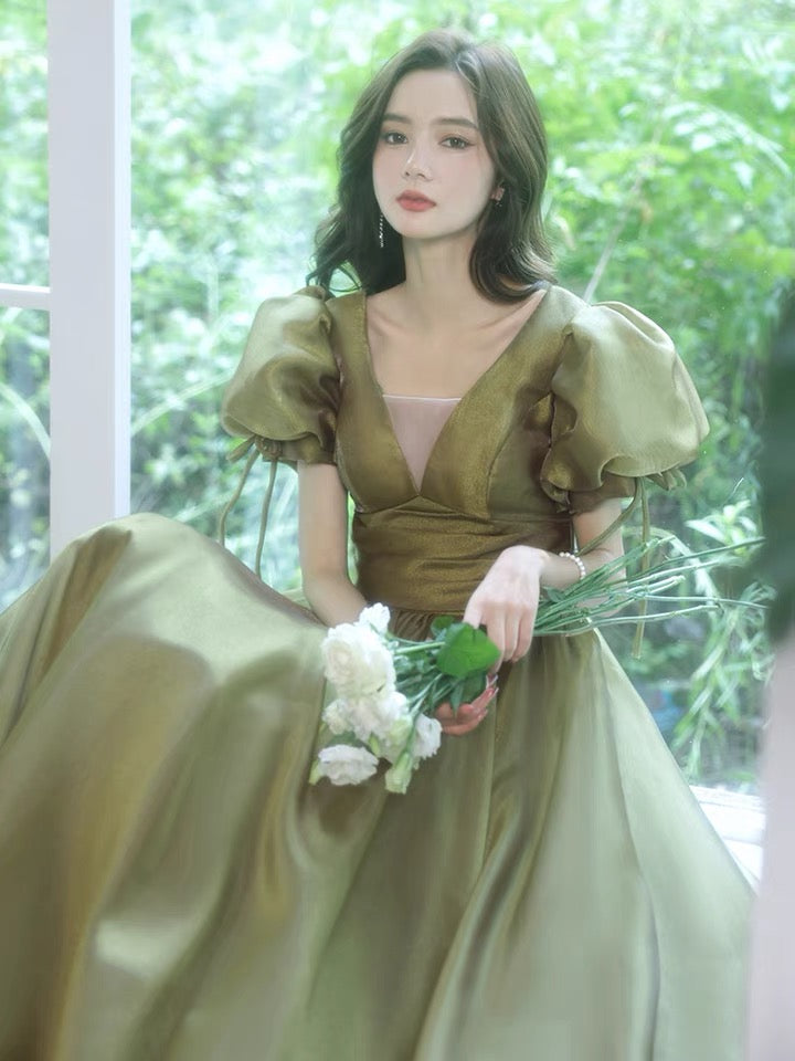 Socialite evening dress, escaped princess high sense party dress, bubble sleeve green prom dress C2040