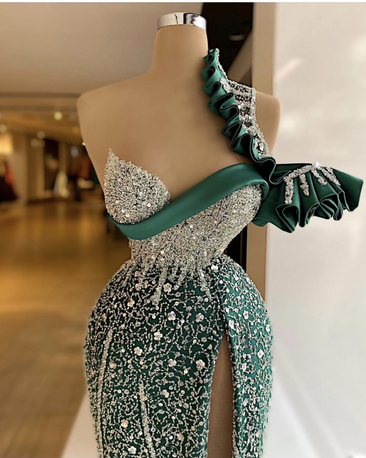 One Shoulder Green Mermaid Evening Dresses Crystal Beaded High Side Split Formal Prom Gowns Custom Made Plus Size Pageant Wear Party Dress C2075