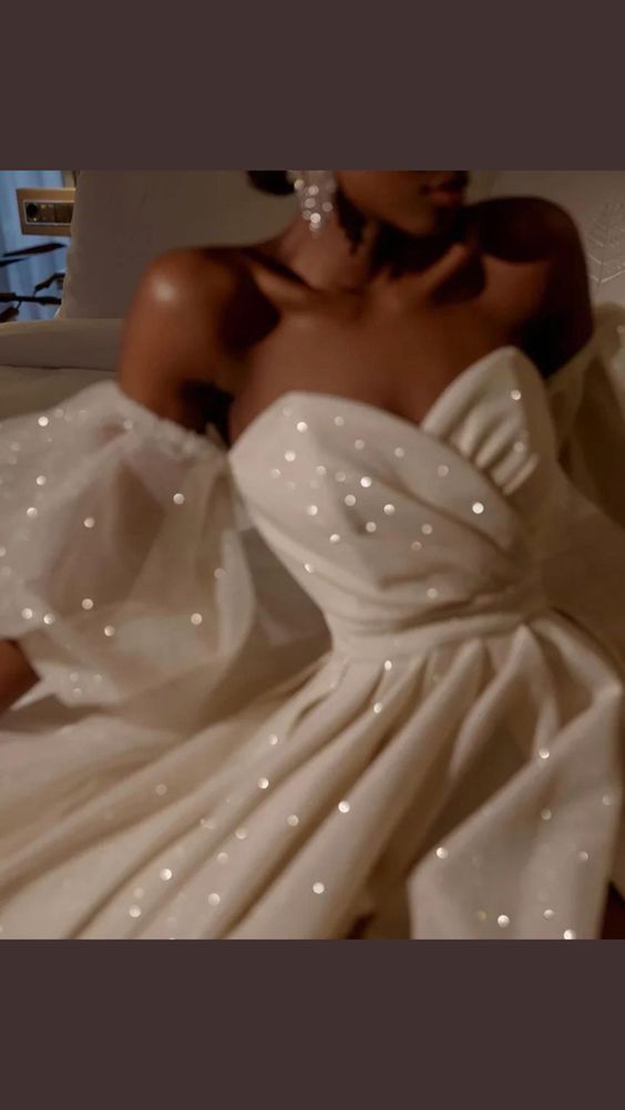 Sweetheart Prom Dress With Puffy Sleeves Sexy Luxurious Sparkle & Shine C2103