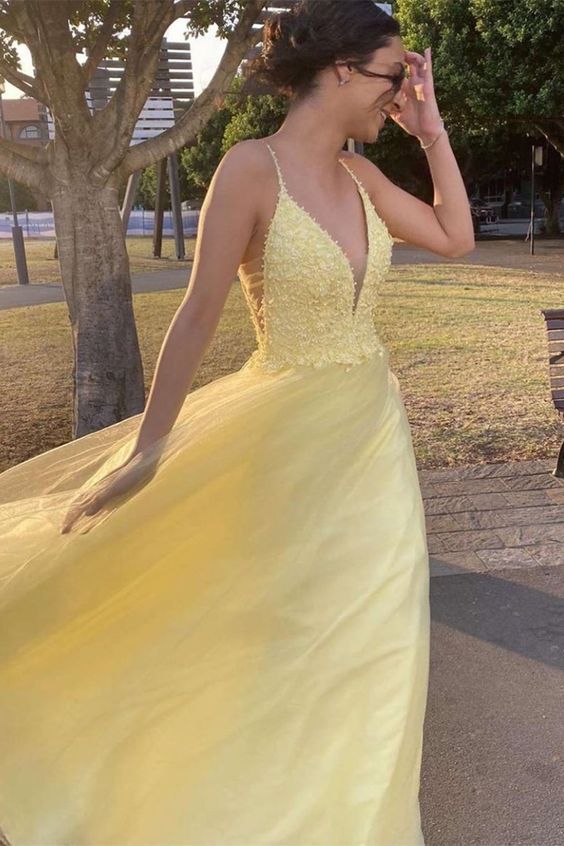 A Line V Neck Yellow Lace Long Prom Dresses, V Neck Yellow Lace Formal Graduation Evening Dresses C2282