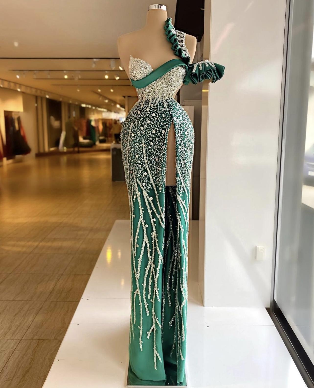 One Shoulder Green Mermaid Evening Dresses Crystal Beaded High Side Split Formal Prom Gowns Custom Made Plus Size Pageant Wear Party Dress C2075