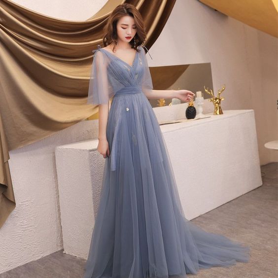 Elegant Grey Summer Evening Dresses A-Line / Princess V-Neck 1/2 Sleeves Appliques Sequins Sweep Train Ruffle Backless Formal Dresses C2012