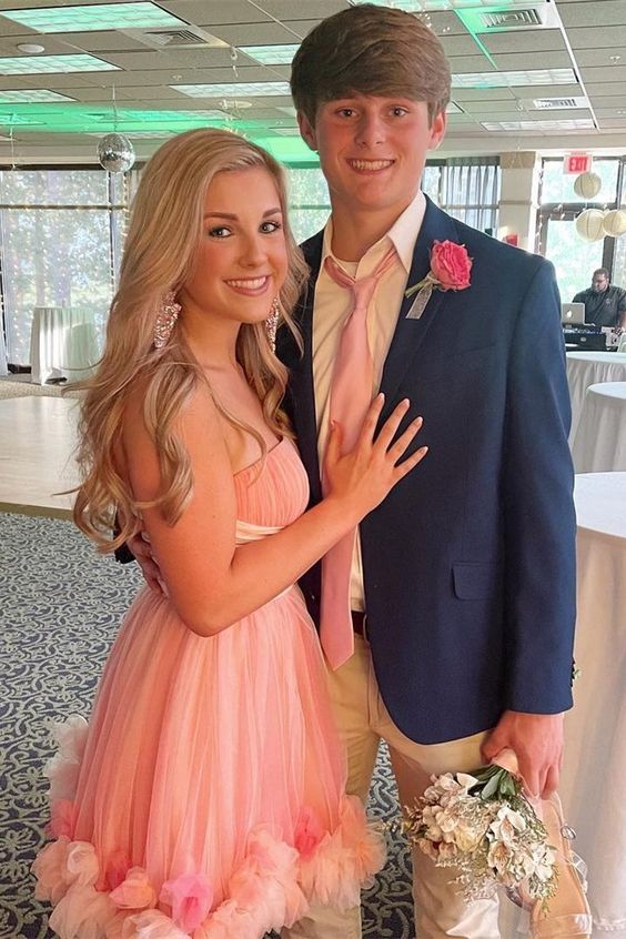 Stapless Peach Short Tulle Homecoming Dress with Flowers C795